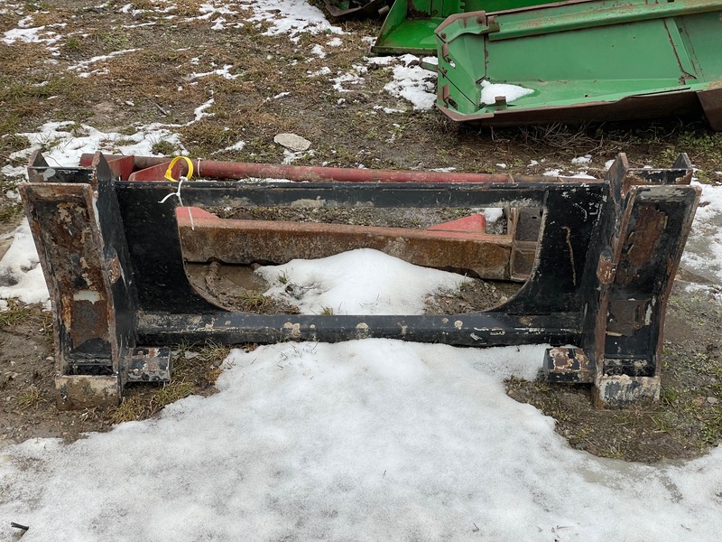 Attachments  John Deere Hook-up - Quick Attach + Skid Steer Photo